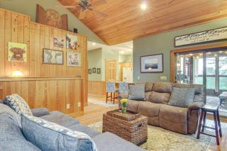 Wraparound Porch with Views Blue Ridge Mtn Gem! - 5