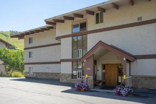 Ski In, Ski Out, Ski Slope Views, California King, Recently Renovated - 1