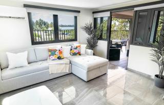 2 Bedroom PH Fully Renovated Beachfront Retreat with Private Patio & Breathtaking Ocean Views - 9