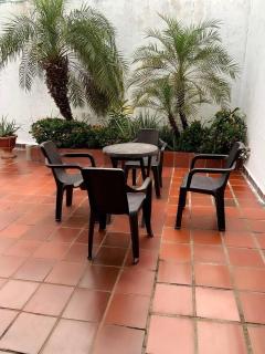 Hermosa casa en el barrio San Carlos - 3