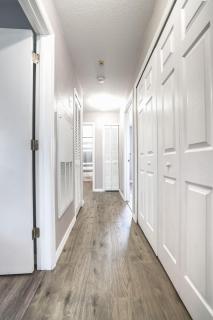 3BD Townhome with Pool 12mi to Disney and Universal - 1