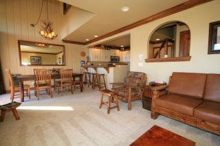 Mammoth Ski & Racquet Club #67 - 5