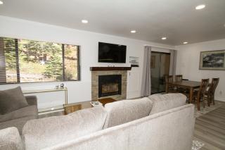 Mammoth Ski & Racquet Club #127 - 4
