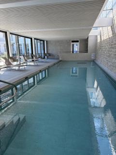 Goas Treiz T3 jardin piscine et vue mer - 8