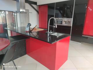 Villa 8 chambres pour 20 personnes - Charleroi - 2