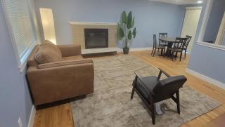 Cozy 4-Bedroom house for you! - Seattle - 0