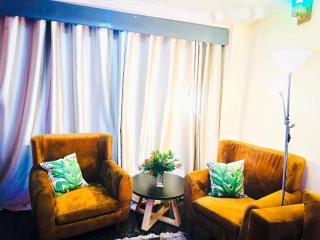Downtown 3 Bedroom Luxury - Central Walkable to Everything - Dar es Salaam - 0