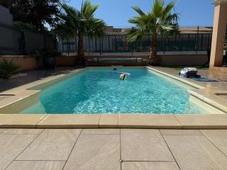 Charming ground floor house with pool - Peyrolles-en-Provence - 3