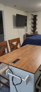 The Farmhouse ranch with lower level suite - 5