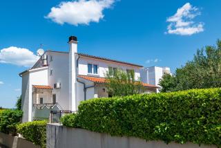 Apartments with parking space Stinjan, Pula - 23546 - 9