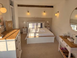 Black Buoy Inn - Wivenhoe - 1