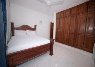 Spacious and secure villa -  - 9