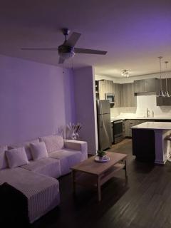 Nice and Cozy 2bd 1ba Home - 9