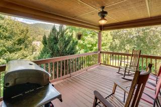 Hiawassee River Retreat 2 Mtn-View Decks! - Hiawassee - 2