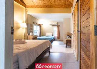 Nimman Home with Cozy Patio - Workspace w Screen - 1