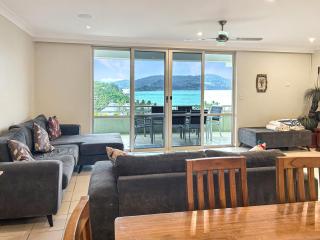 Poinciana Lodges - 1