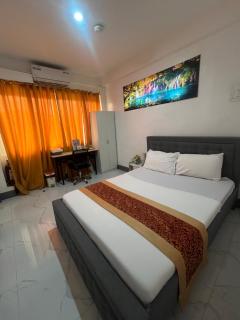 Legends Hotel - Lemery and Taal - 2