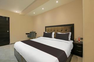 Hotel TUNIGHT - Ghaziabad - 1