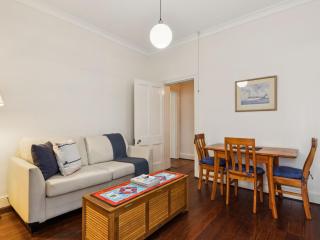 The School House - Maclean - 5