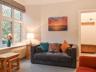 Flat 2, Langtry Apartment - Bournemouth - 8