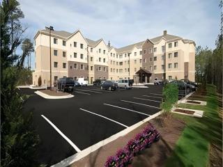 Staybridge Suites Newport News - 1