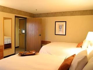 Flagstaff Hotel - 4