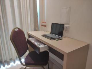 Sumi Hotel Surabaya - Surabaya - 1