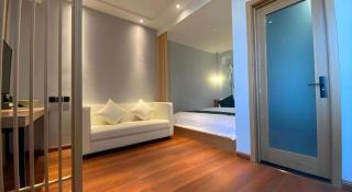 GreenTree Inn Express Cangzhou Nandagang Industrial Park Xinggang Road - Cangzhou - 1