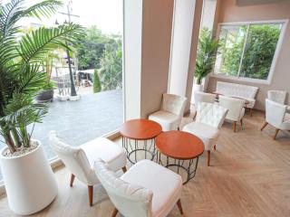 B2 Suan Luang Rama 9 Srinakarin 42 Boutique & Budget Hotel - Bangkok - 8