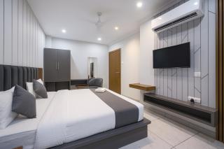 Hotel Namaste - Indore - 8