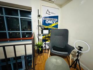 Newly Renovated 2-storey Loft at Greenbelt 1 - 5