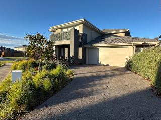Exclusive Perfectly Big House by My Lodgingfy International - Clyde North - 3