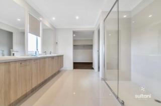 Exclusive Perfectly Big House by My Lodgingfy International - Clyde North - 1
