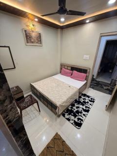 Shiv Balaji Guest House - 3