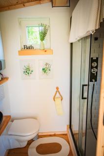Time out in a tiny house - - 2