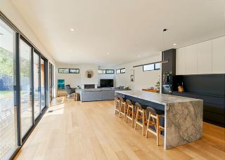 Canterbury Jetty Luxury Escape - Rye - 4