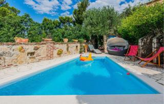Cozy Home In Maslenica With Kitchen - 1