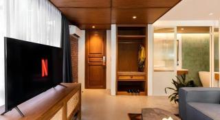 The House Tour Middletown - 4