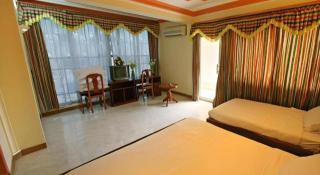 Lucky Star Hotel - 8