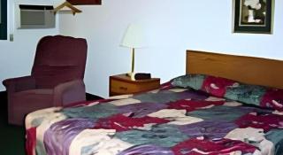 Americas Best Value Inn Torrington - 1
