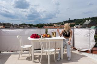 Sky Luxury Penthouse - 4