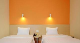 7 Days Inn Luoyang Railway Station Wangcheng Avenue - 1