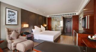 Echeng Hotel Wuhan Optics Valley Square Yangjiawan Metro Station - 1