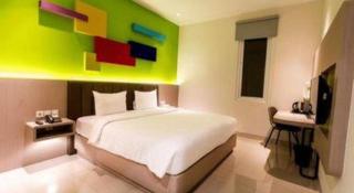 Zoom Dharmahusada Hotel - Surabaya - 7