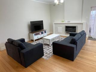 Home away from Home - Broken Hill - 9