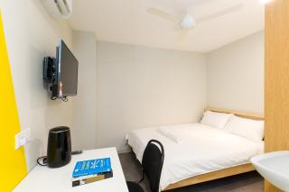 Upstairs Downstairs CoLiving Kampung Pandan - 8