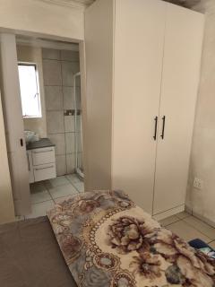 Ultra Housing Suite - Johannesburg - 6