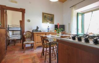 Nice Apartment In Serramezzana With Wifi - Serramezzana - 1