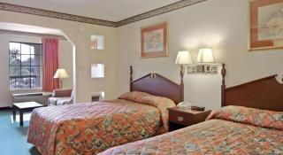 Days Inn & Suites by Wyndham Fort Valley - Fort Valley - 9
