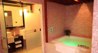 Elegance Bund Hotel - 5